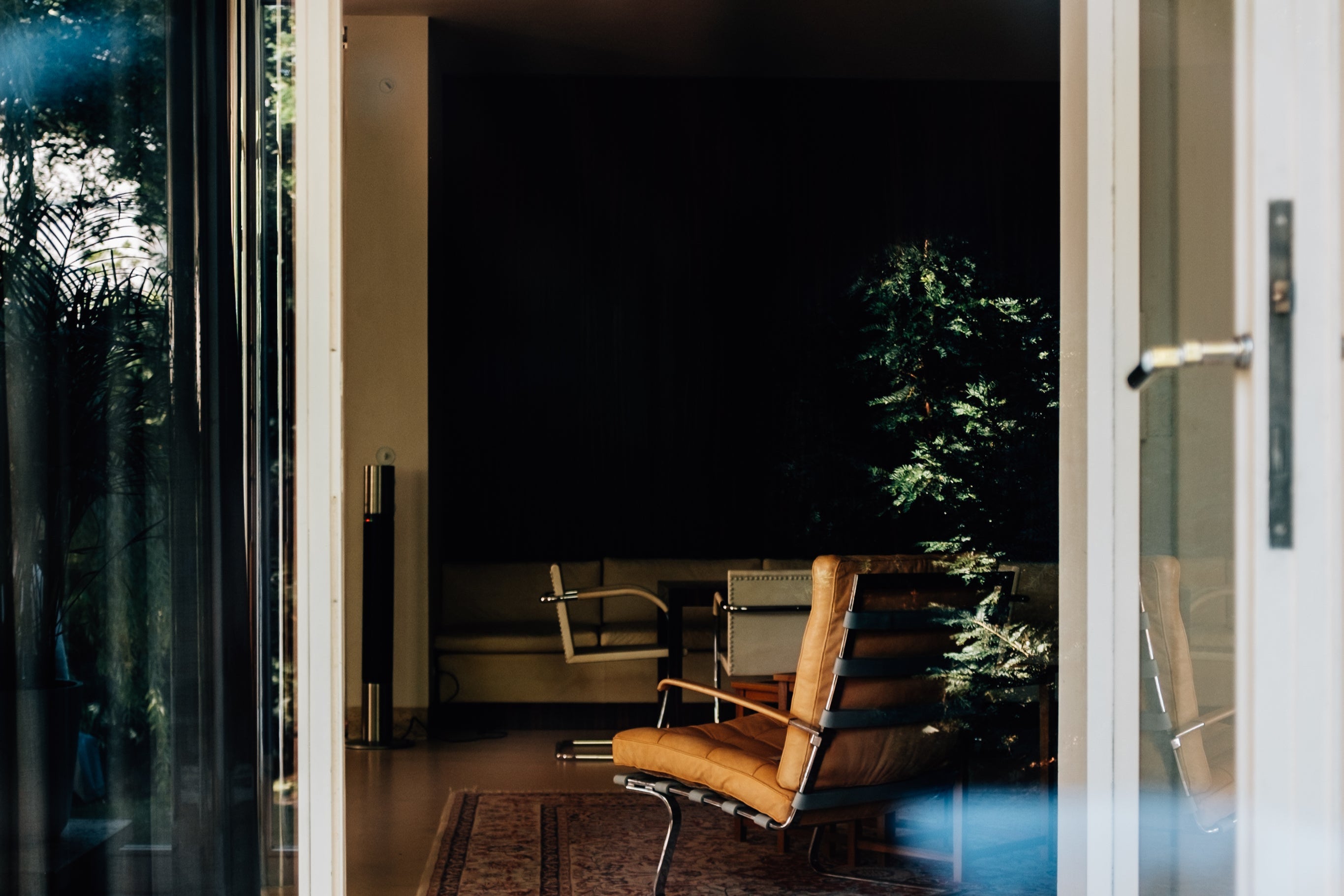 Dörröppning vy över vardagsrum