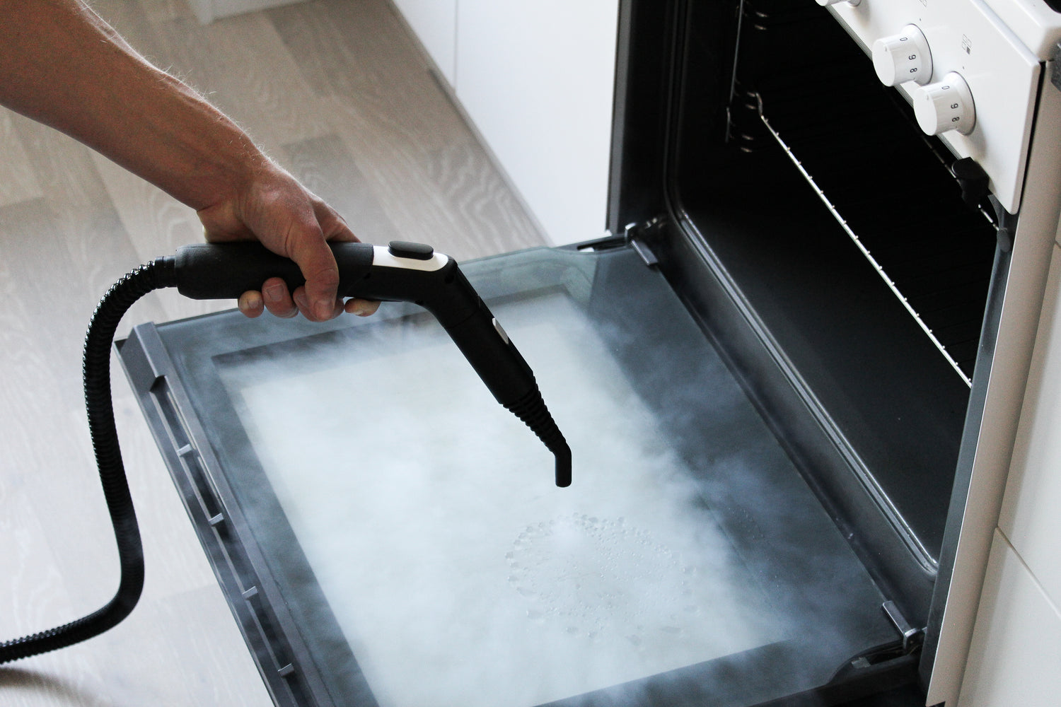 ungsrengöring med ångtvätt